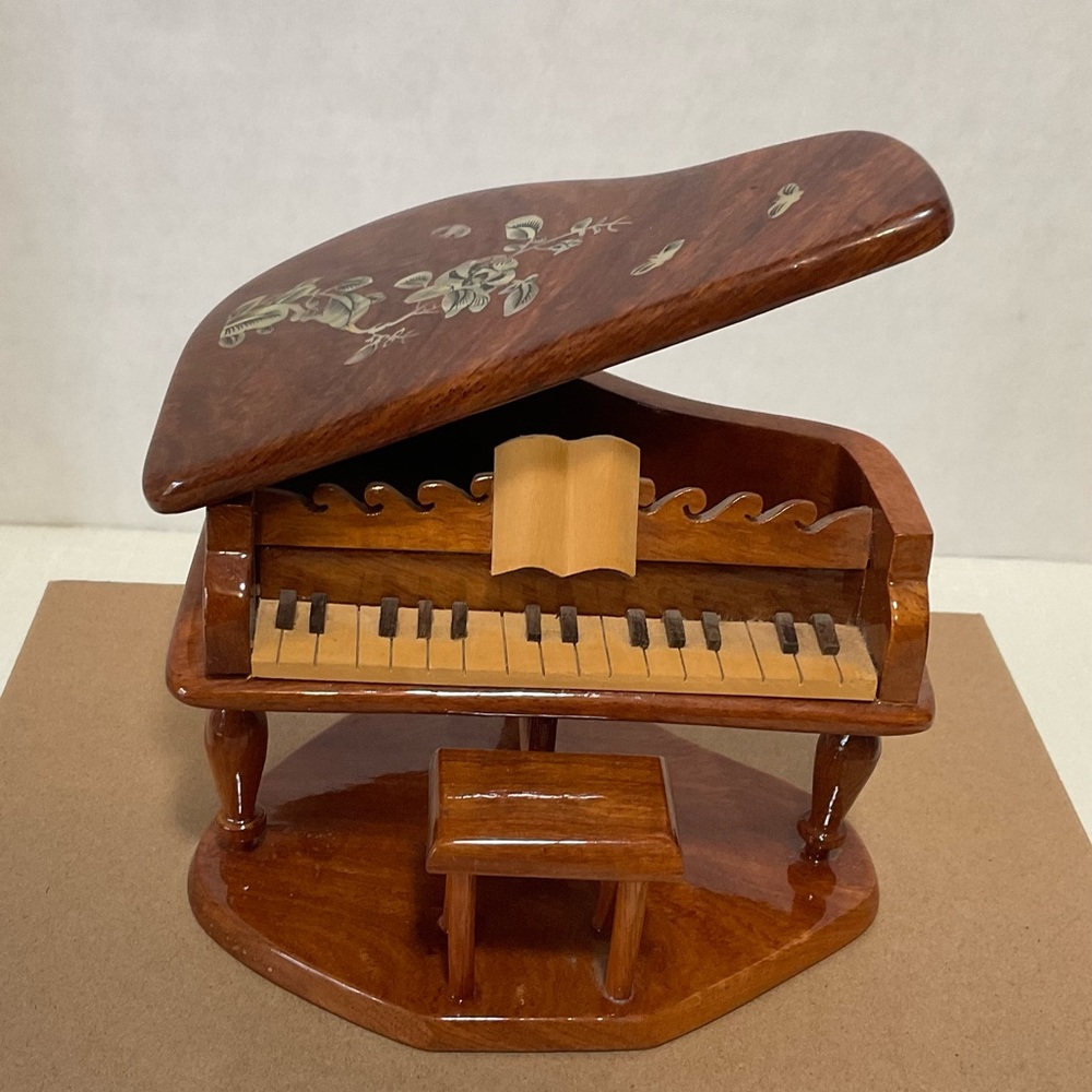 Wooden Upright Vintage Baby Grand Piano Dollhouse Miniature Furniture Handmade